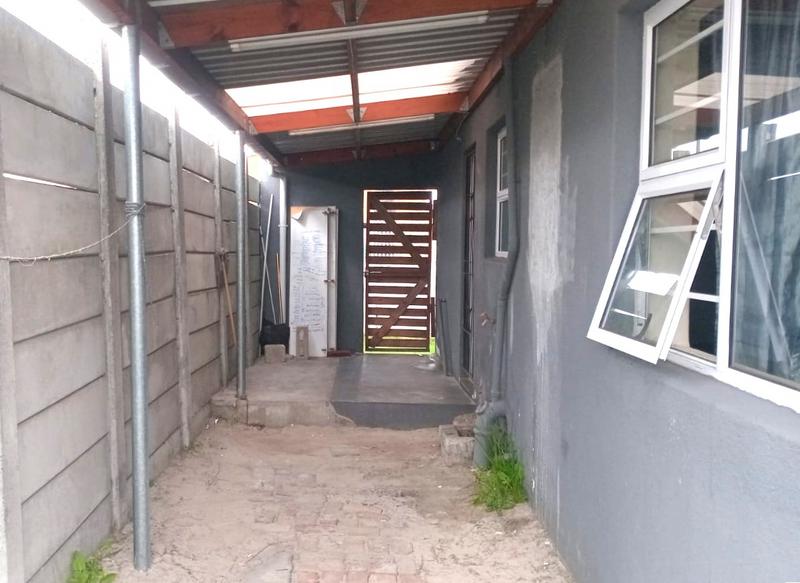 3 Bedroom Property for Sale in Belhar Western Cape
